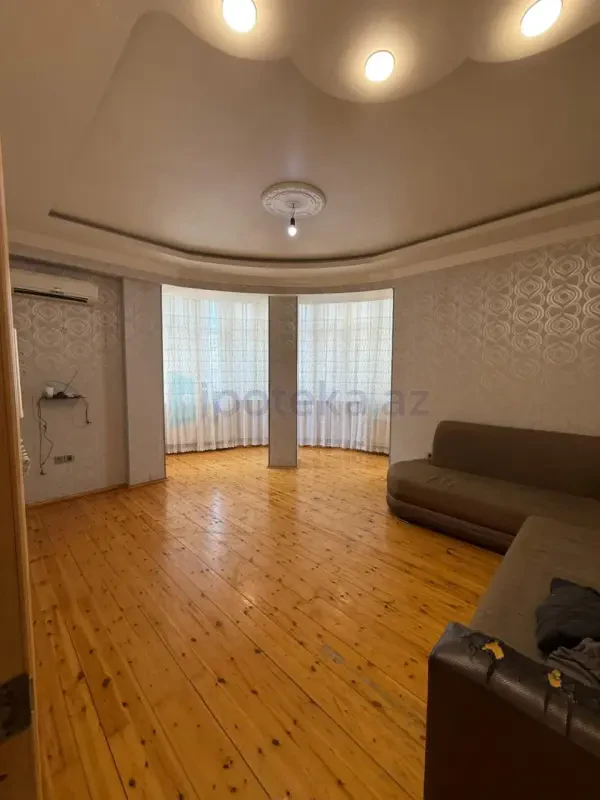 Satılır 2 otaqlı yeni tikili 80 m²