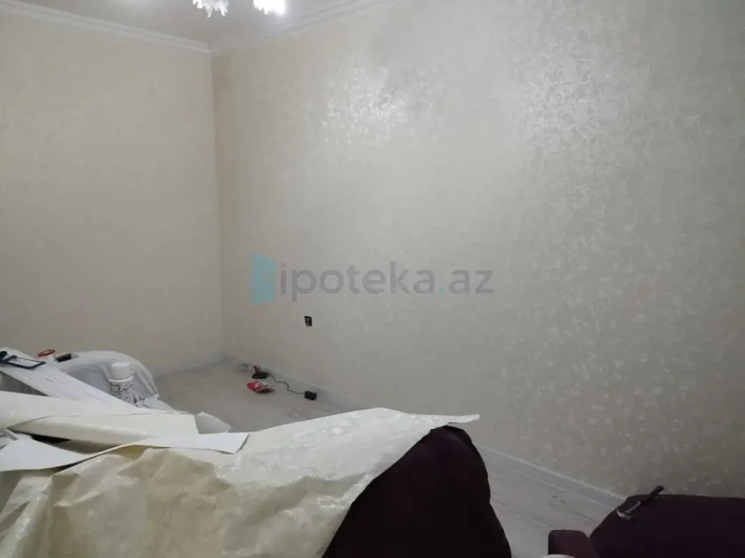 Satılır 2 otaqlı köhnə tikili 55 m²