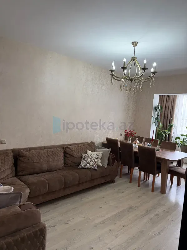 Satılır 3 otaqlı köhnə tikili 70 m²