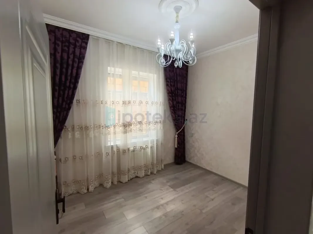 Satılır 4 otaqlı həyət evi 105 m²