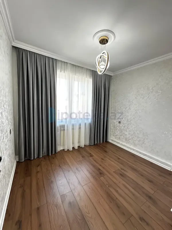 Satılır 3 otaqlı köhnə tikili 65 m²