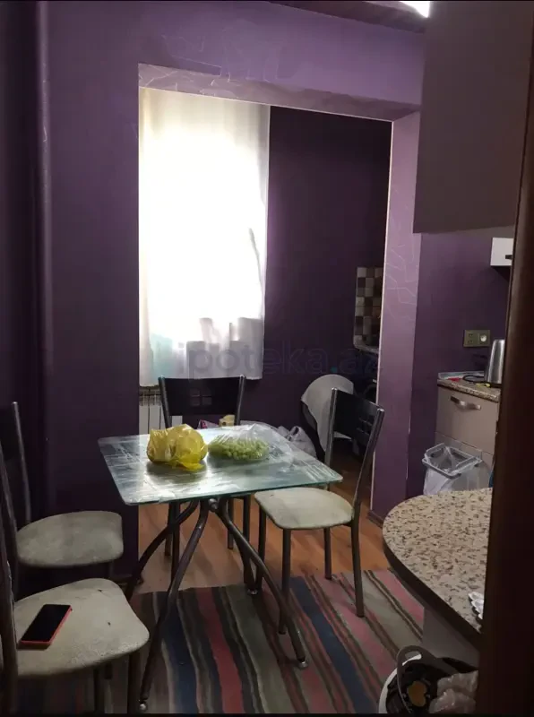 Satılır 2 otaqlı köhnə tikili 60 m²