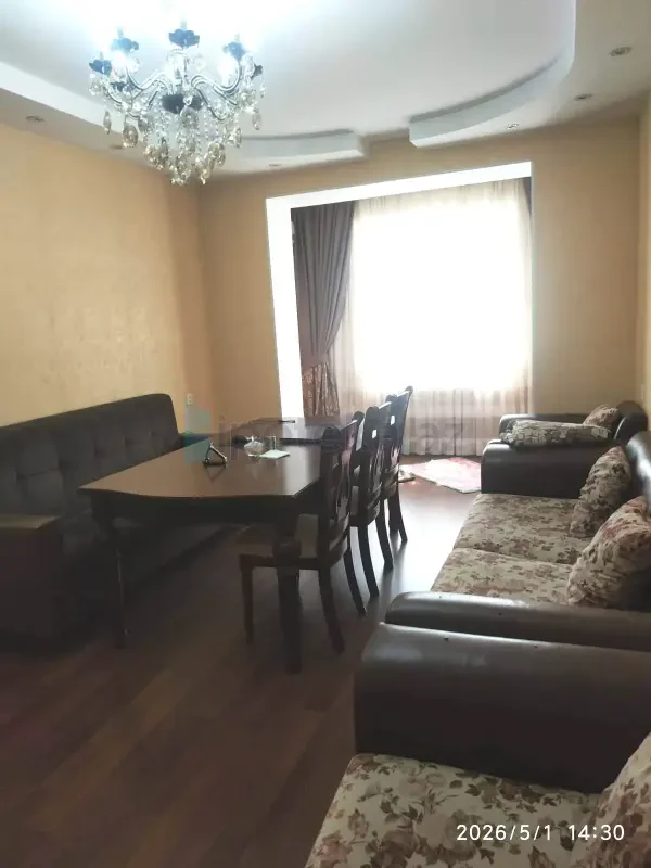 Satılır 3 otaqlı köhnə tikili 72 m²