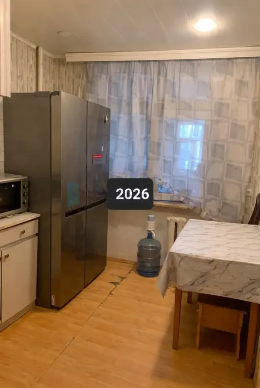 Satılır 2 otaqlı köhnə tikili 74 m²