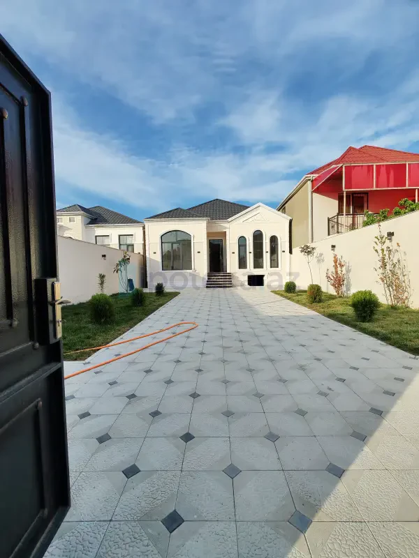 Satılır 4 otaqlı həyət evi 120 m²