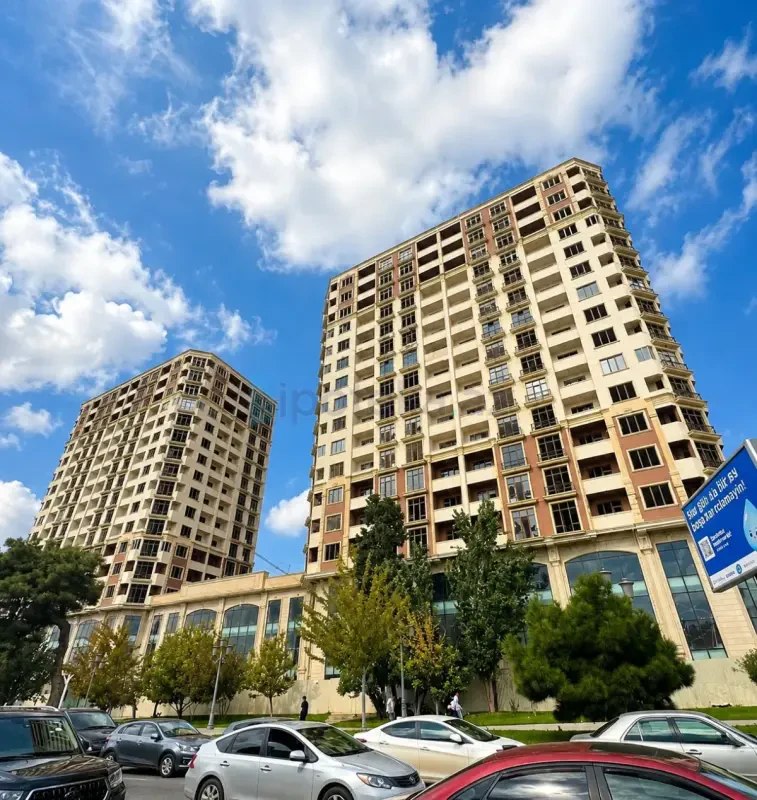 Satılır 3 otaqlı yeni tikili 155 m²