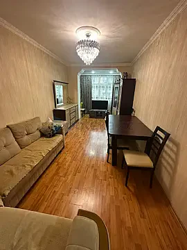 Satılır 4 otaqlı köhnə tikili 100 m² — Bakı, Qaraçuxur 4 otaq 100.00 m²