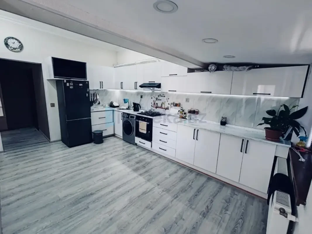 Satılır 2 otaqlı yeni tikili 56 m²