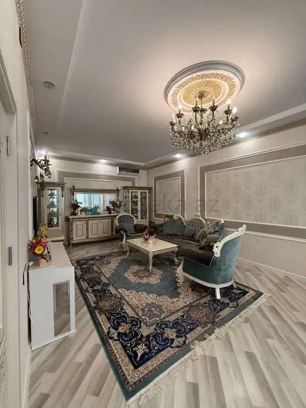 Satılır 4 otaqlı həyət evi 160 m²
