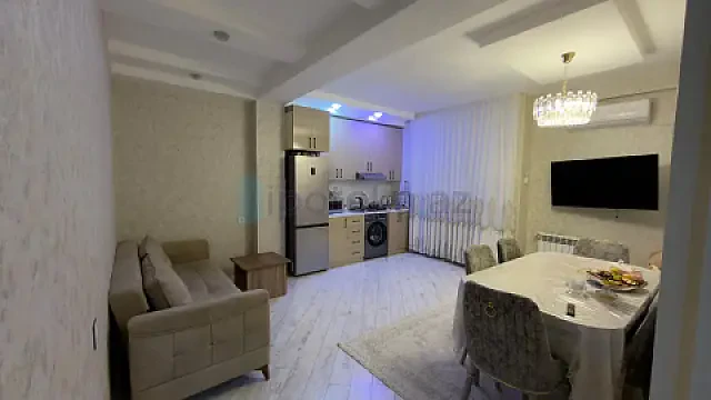 Satılır 2 otaqlı köhnə tikili 50 m² — Bakı, Badamdar 2 otaq 50.00 m²