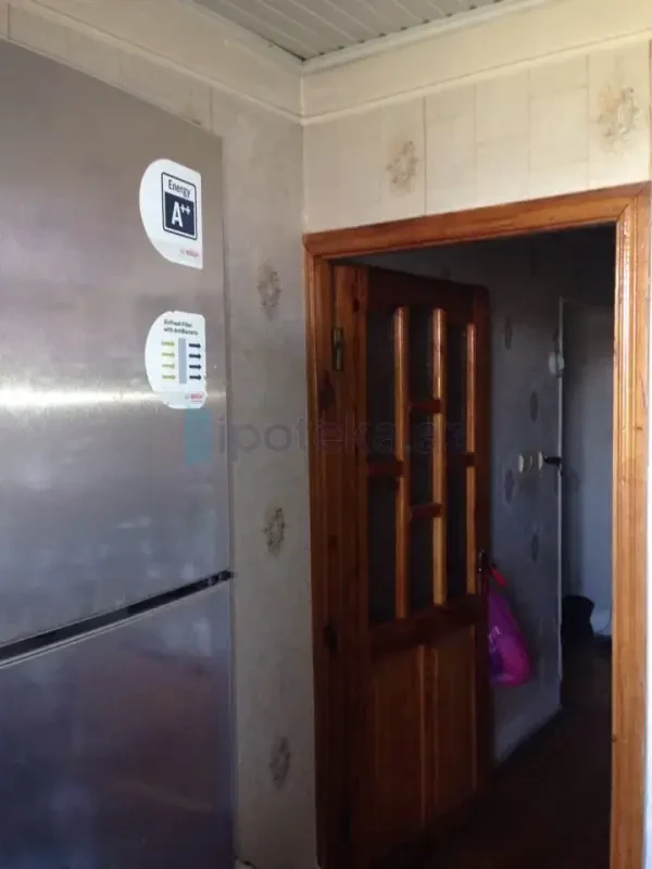 Satılır 2 otaqlı köhnə tikili 60 m²