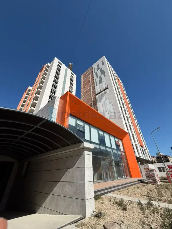Satılır 2 otaqlı yeni tikili 88.5 m²