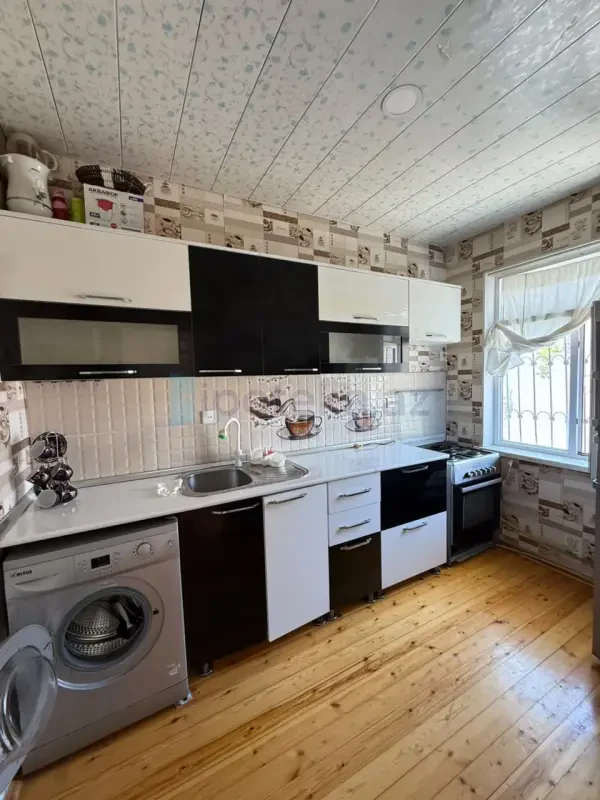 Satılır 5 otaqlı həyət evi 110 m²