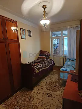 Satılır 3 otaqlı köhnə tikili 80 m² — Bakı, Əhmədli 3 otaq 80.00 m²