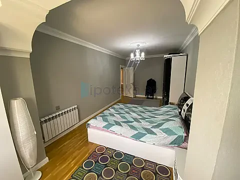 Satılır 3 otaqlı köhnə tikili 85 m² — Bakı 3 otaq 85.00 m²
