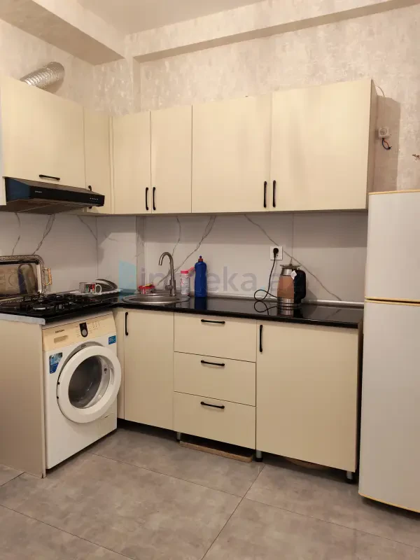 Satılır 2 otaqlı yeni tikili 62 m²