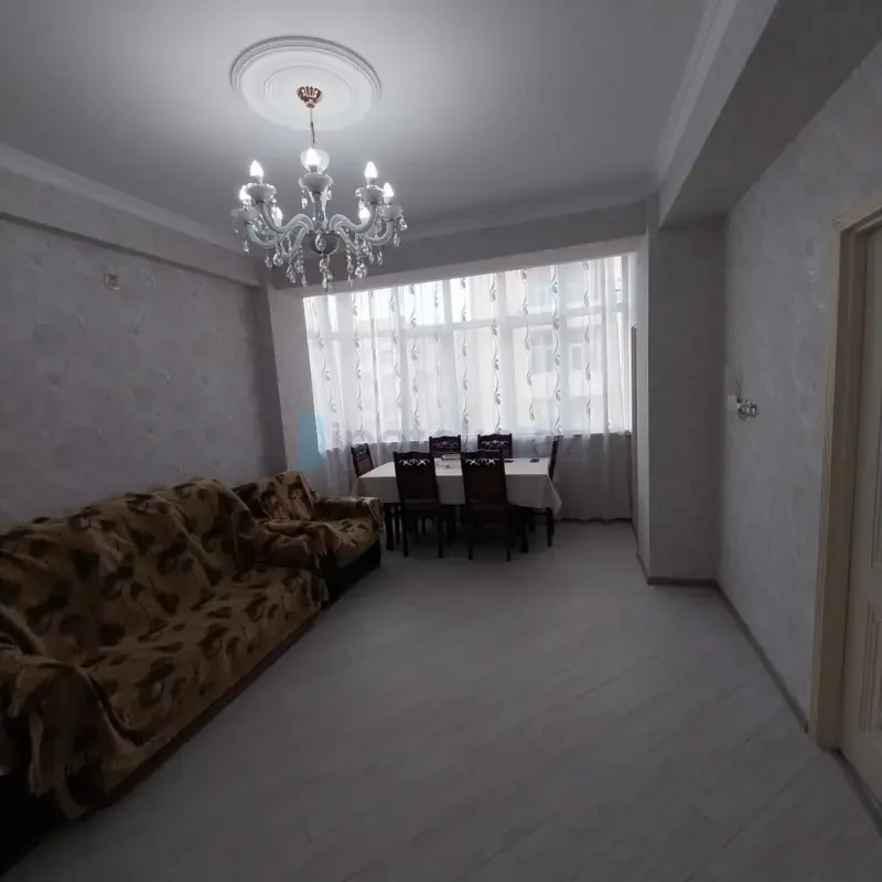 Satılır 3 otaqlı yeni tikili 60 m²