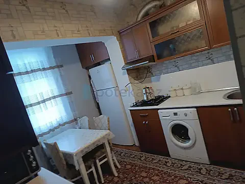 Satılır 3 otaqlı köhnə tikili 80 m² — Bakı, Köhnə Günəşli 3 otaq 80.00 m²