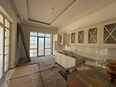 Satılır 7 otaqlı mənzil 650 m² — Bakı, Masazır 7 otaq 650.00 m²