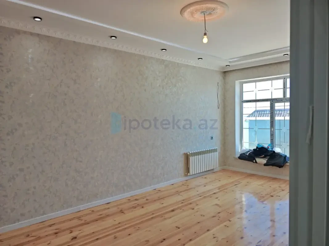 Satılır 4 otaqlı həyət evi 120 m²