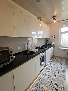 Satılır 3 otaqlı köhnə tikili 61 m² — Bakı, Yeni Günəşli 3 otaq 61.00 m²