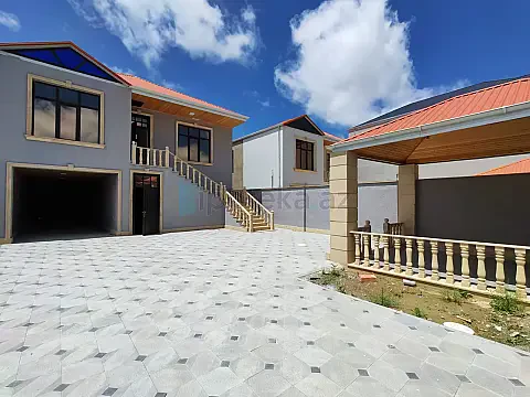 Satılır 4 otaqlı həyət evi 140 m² — Bakı 4 otaq 140.00 m²