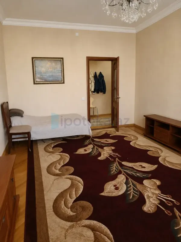 Satılır 2 otaqlı yeni tikili 100 m²