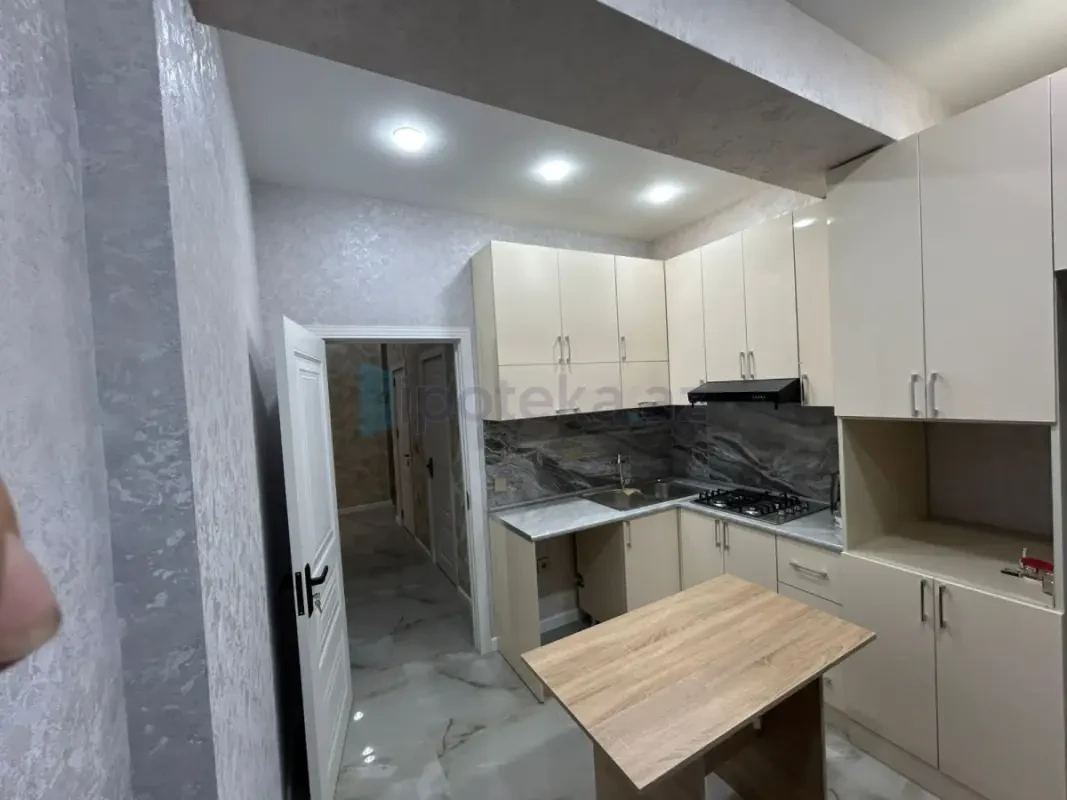 Satılır 2 otaqlı yeni tikili 70 m²