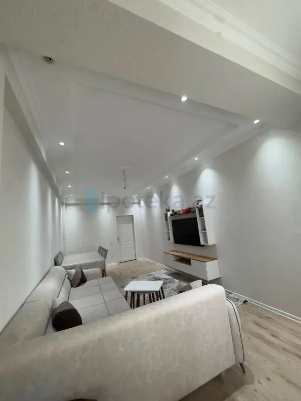 Satılır 2 otaqlı yeni tikili 81 m²
