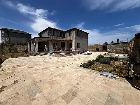 Satılır 6 otaqlı həyət evi 440 m² — Bakı 6 otaq 440.00 m²