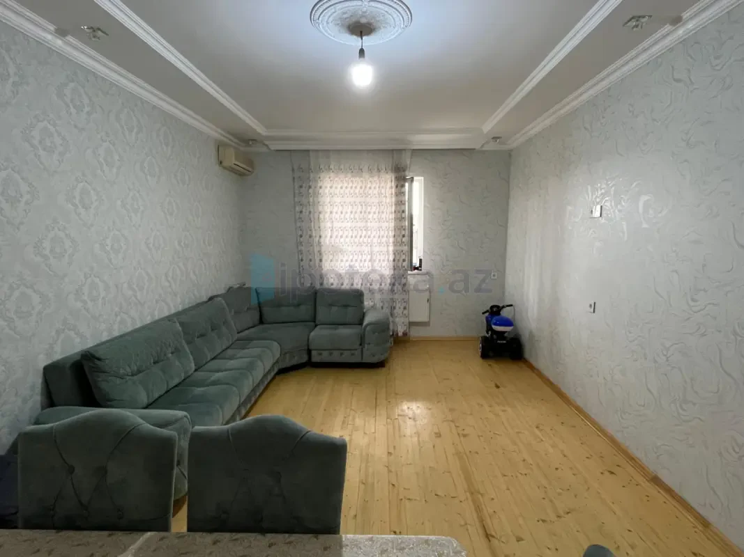Satılır 4 otaqlı həyət evi 100 m²