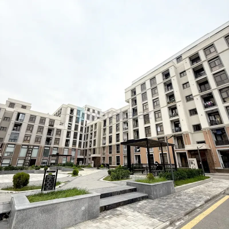 Satılır 2 otaqlı yeni tikili 80 m²