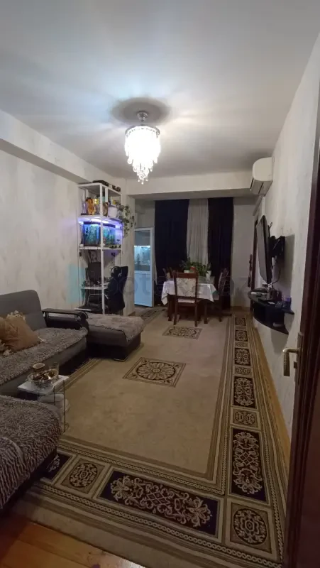 Satılır 3 otaqlı yeni tikili 70 m²