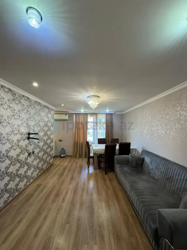 Satılır 3 otaqlı köhnə tikili 75 m²