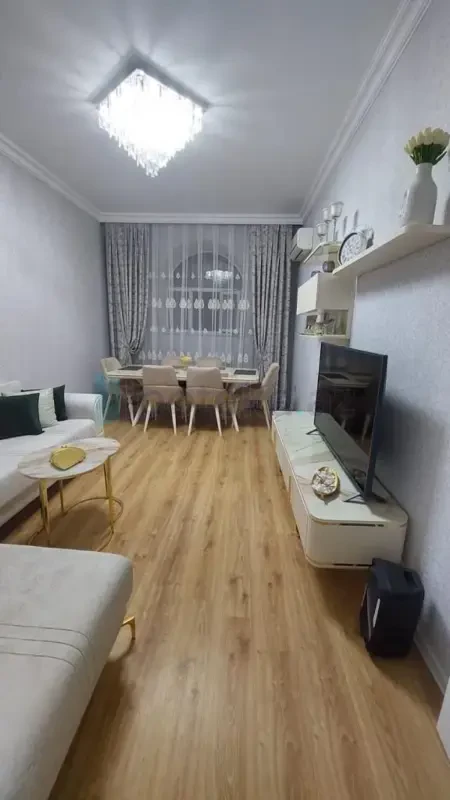 Satılır 2 otaqlı yeni tikili 64 m²