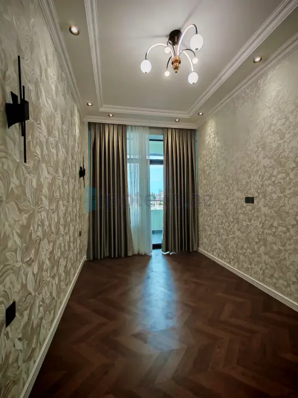 Satılır 2 otaqlı yeni tikili 50 m²