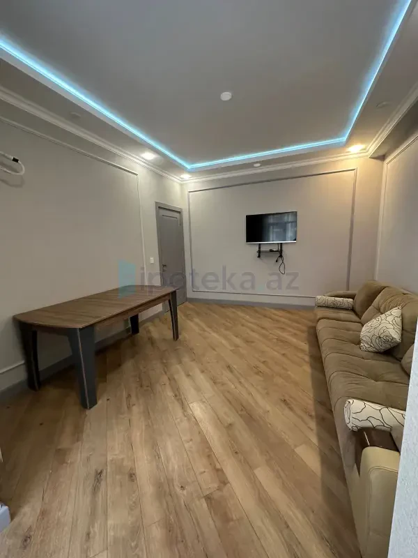 Satılır 2 otaqlı yeni tikili 64 m²