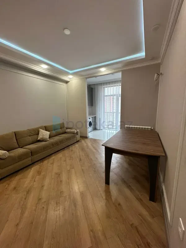 Satılır 2 otaqlı yeni tikili 68 m²