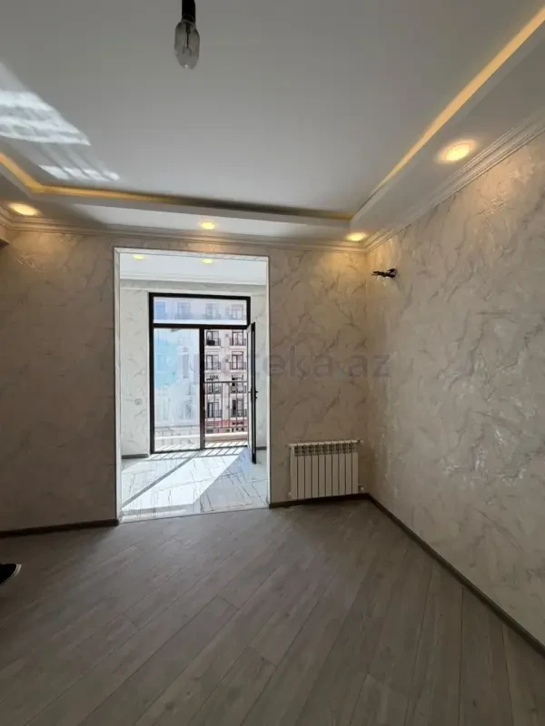 Satılır 2 otaqlı yeni tikili 64 m²