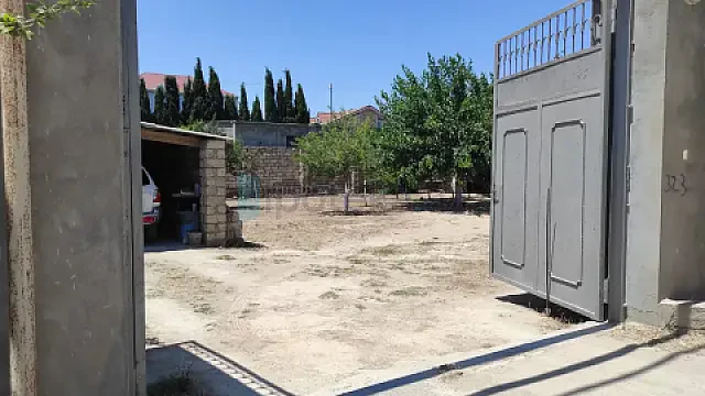 Satılır torpaq sahəsi — Bakı