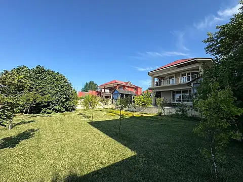 Satılır 5 otaqlı mənzil 300 m² — Bakı, Novxanı 5 otaq 300.00 m²