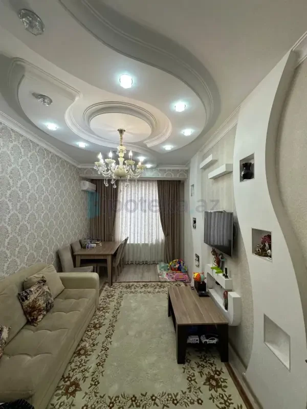 Satılır 3 otaqlı yeni tikili 70 m²