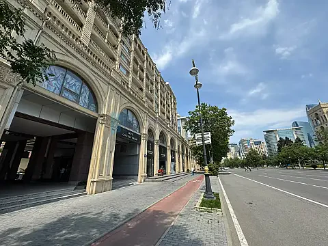 Satılır 3 otaqlı köhnə tikili 85 m² — Bakı, Səbail 3 otaq 85.00 m²