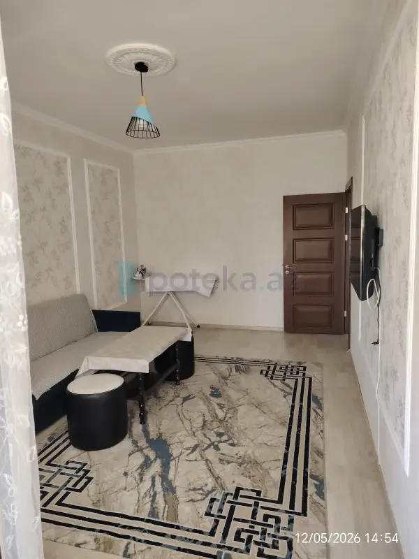 Satılır 2 otaqlı köhnə tikili 40 m²