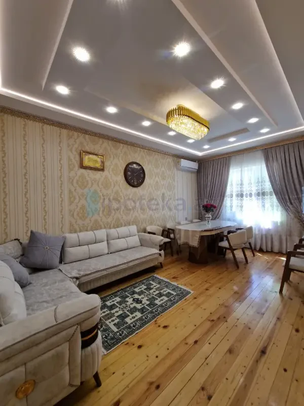 Satılır 4 otaqlı həyət evi 140 m²