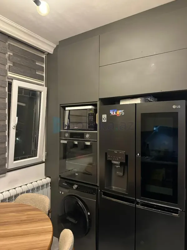 Satılır 3 otaqlı köhnə tikili 83 m²