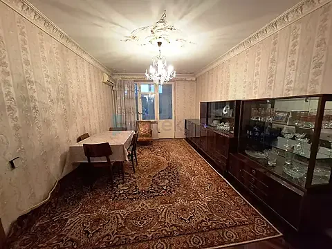 Satılır 3 otaqlı köhnə tikili 70 m² — Bakı 3 otaq 70.00 m²