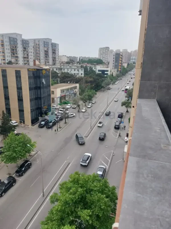 Satılır 4 otaqlı yeni tikili 202 m²