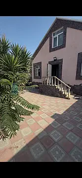 Satılır 3 otaqlı həyət evi — Bakı 3 otaq