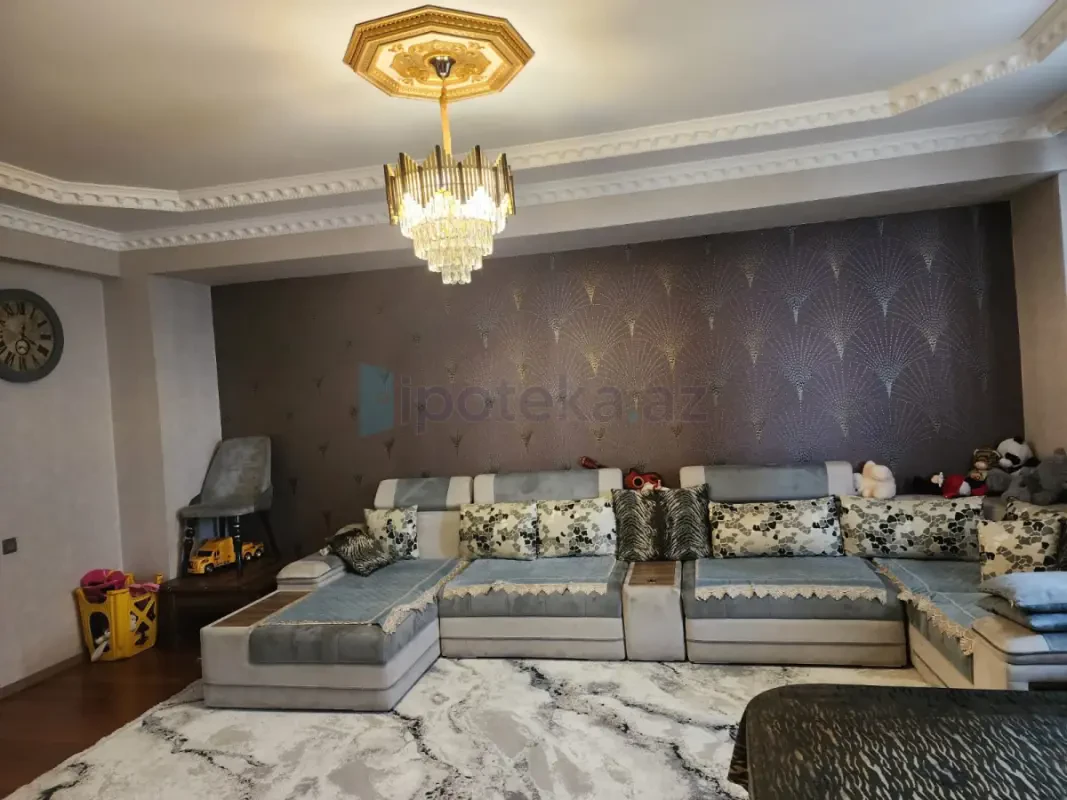 Satılır 2 otaqlı yeni tikili 85 m²